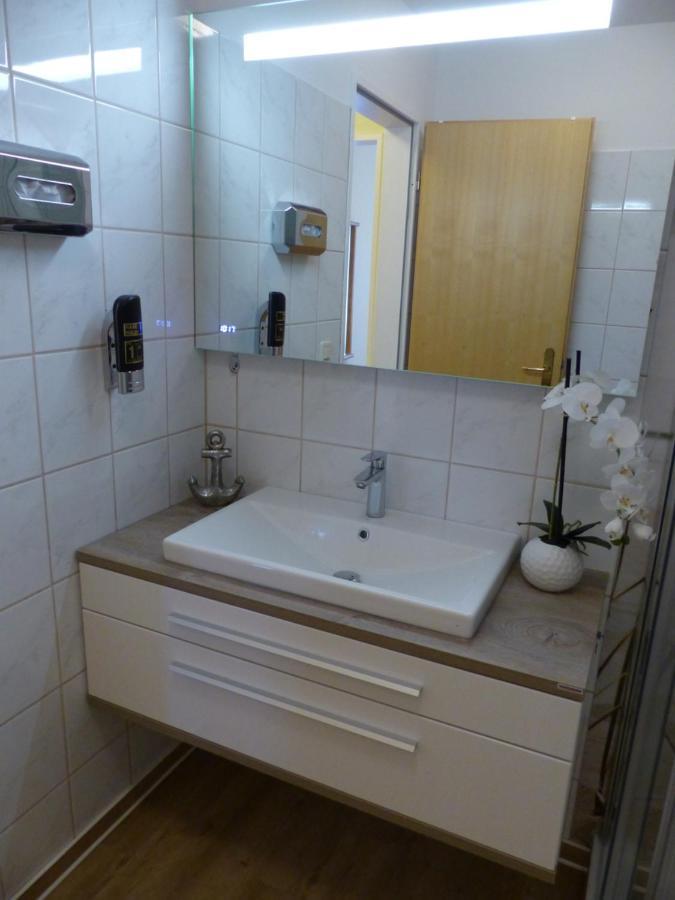Ferienwohnung 12 - Seewald Haus Huehnergott Sellin  Екстер'єр фото